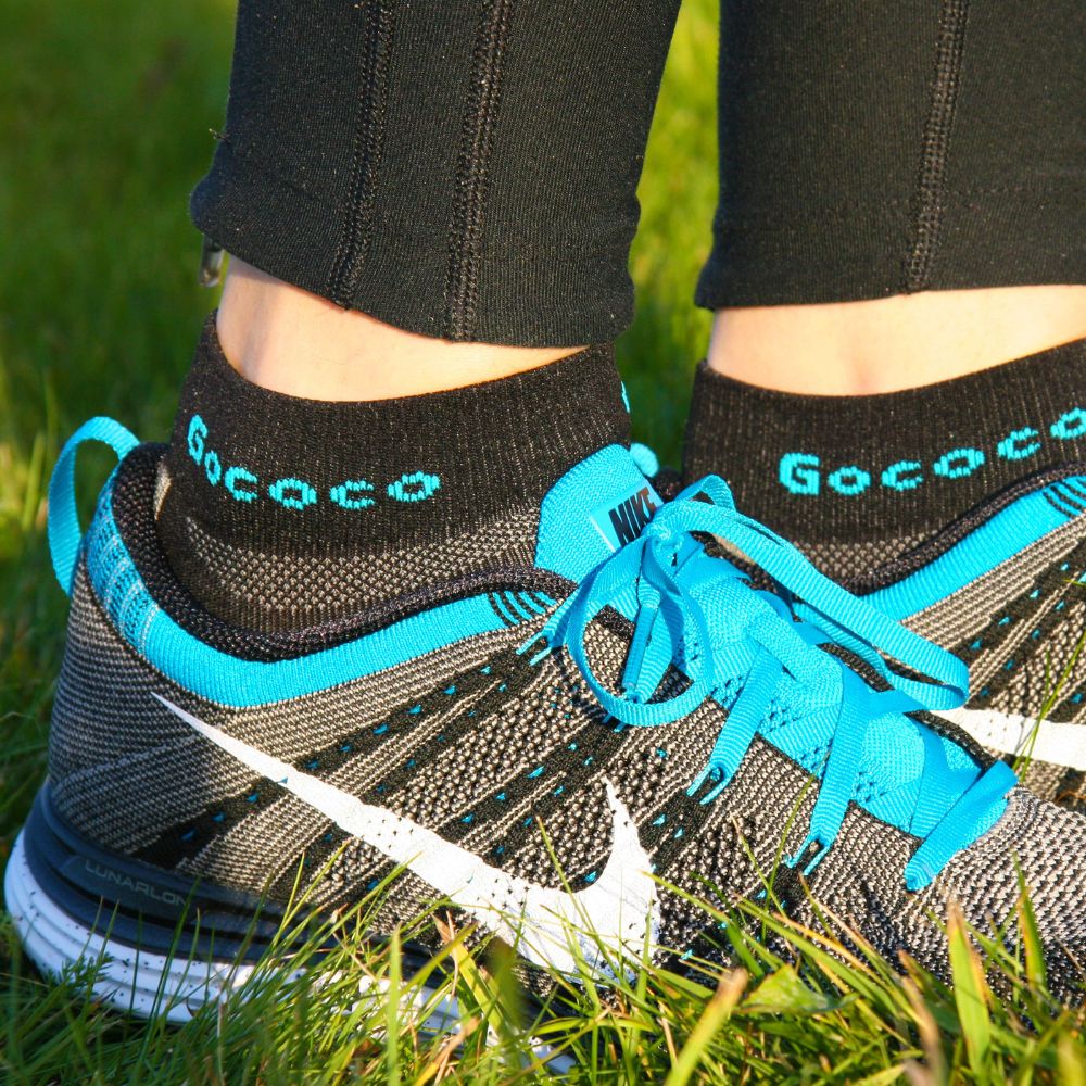 Light-Sport-black-thin-running-sock-gococo.jpg